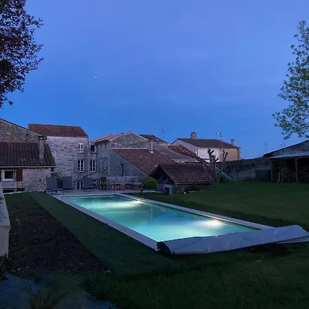 Frühstückspension Le Clos Des Grands Frenes Pons